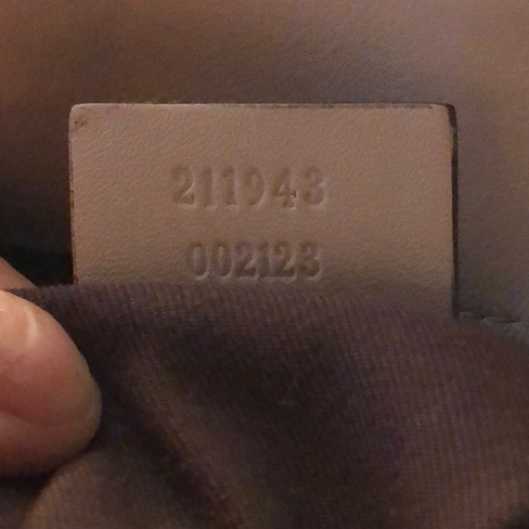 Gucci Canvas Sukey Large Tote Bag - Picture 9 of 9